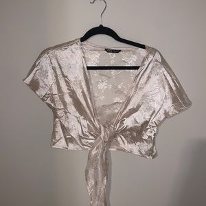 White cropped top that ties in the front